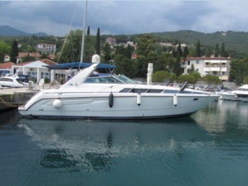 Bayliner 4085 Avanti