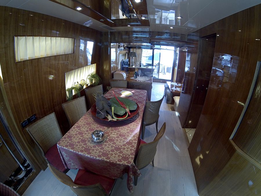Elegance 70