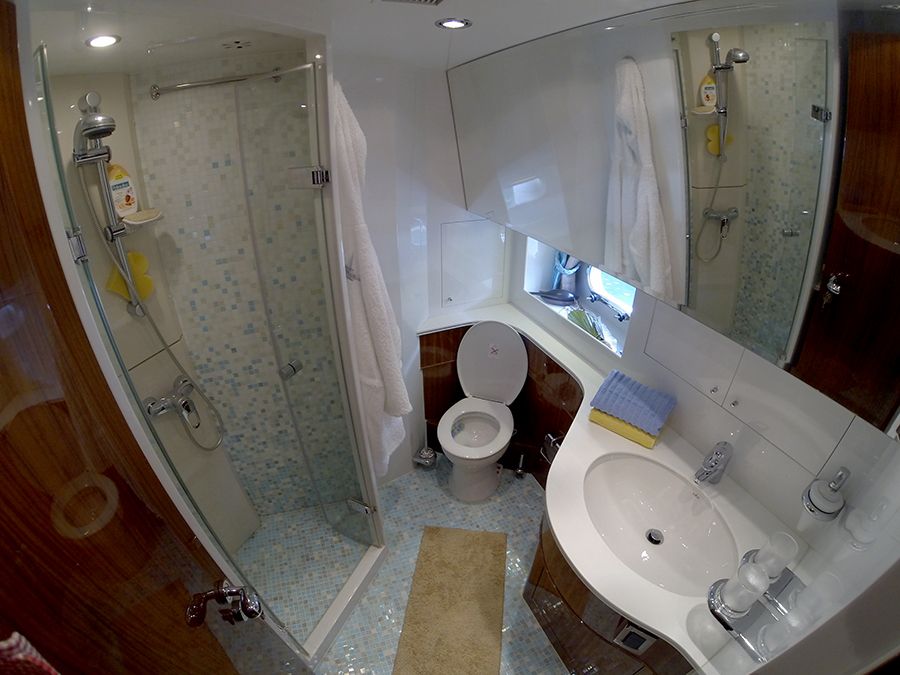 Elegance 70