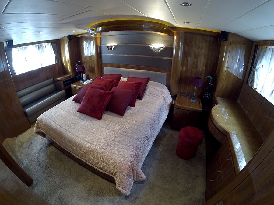Elegance 70