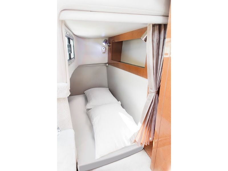 Chaparral 250 Signature
