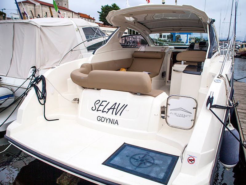 Azimut Atlantis 34