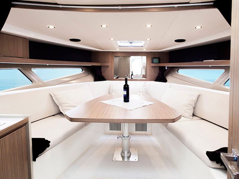 Azimut Atlantis 34