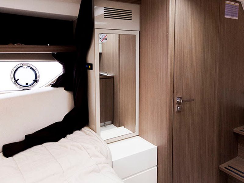 Azimut Atlantis 34