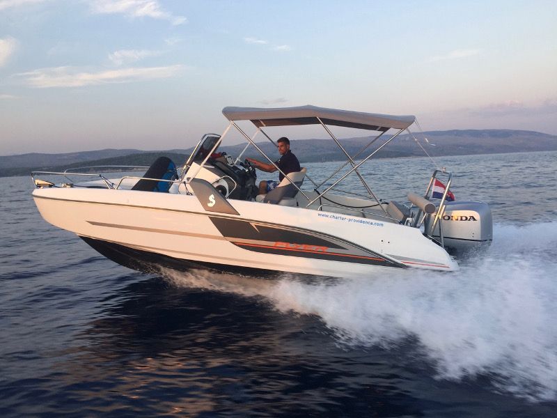 Beneteau Flyer 6 Space Deck