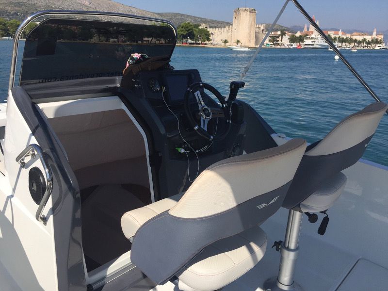 Beneteau Flyer 6 Space Deck