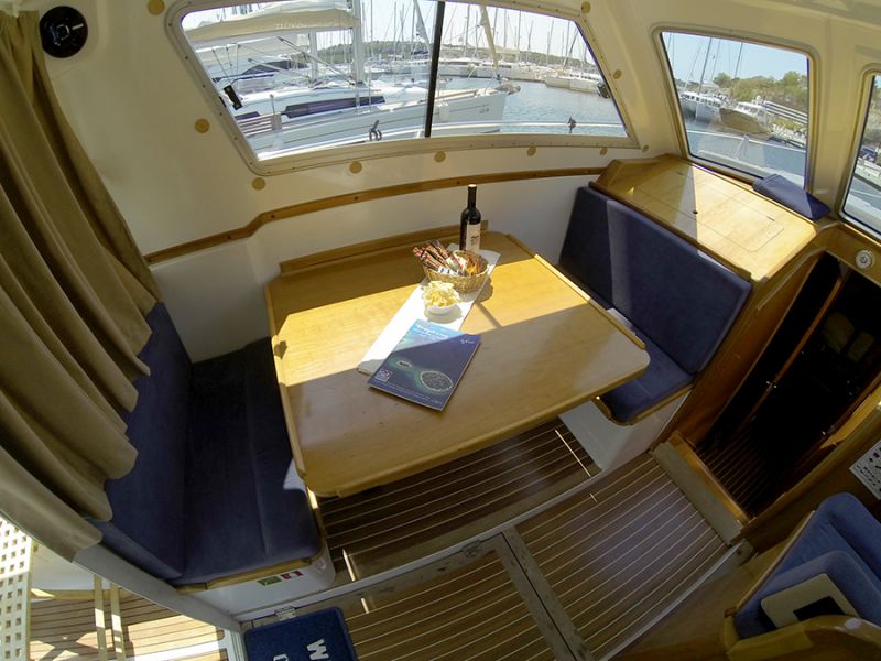 Adria Vektor 1002