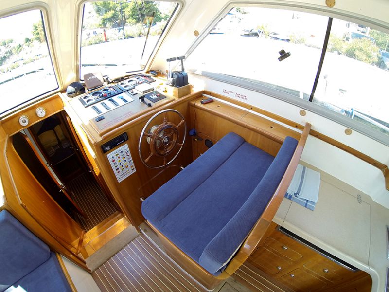 Adria Vektor 1002