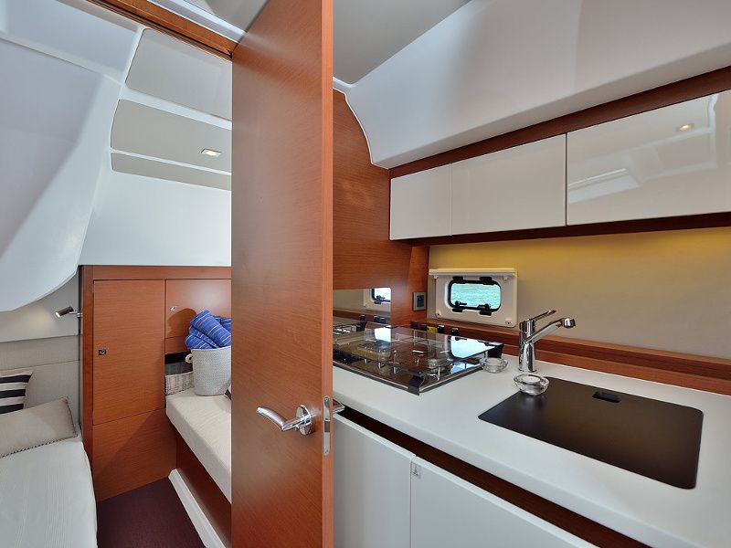 Jeanneau Leader 36
