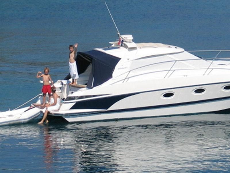 Elan Power E35 Hard Top (Diesel)
