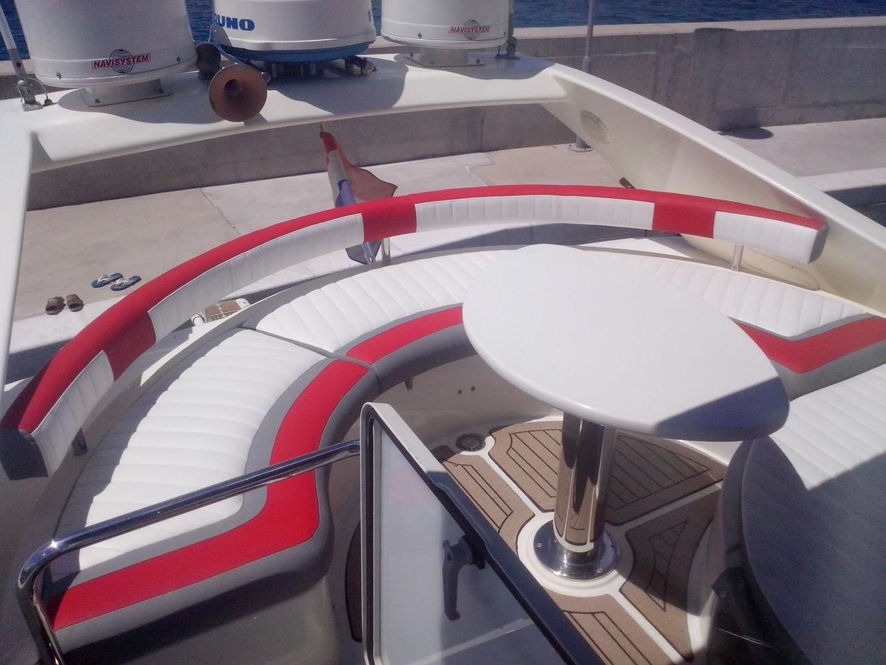 Ferretti 46 Fly