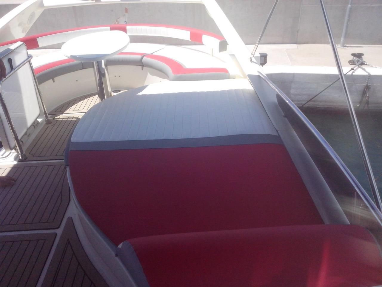 Ferretti 46 Fly