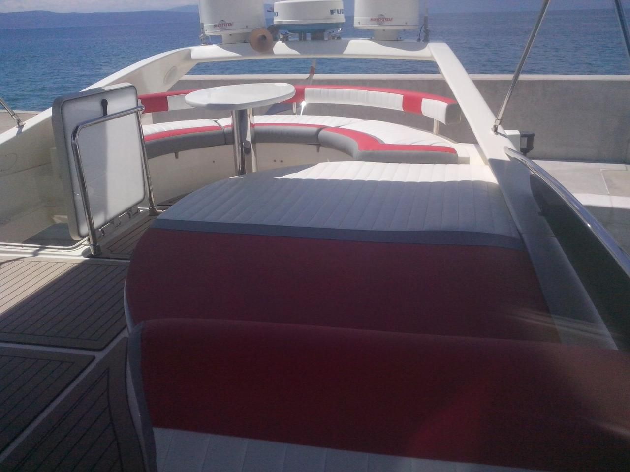Ferretti 46 Fly