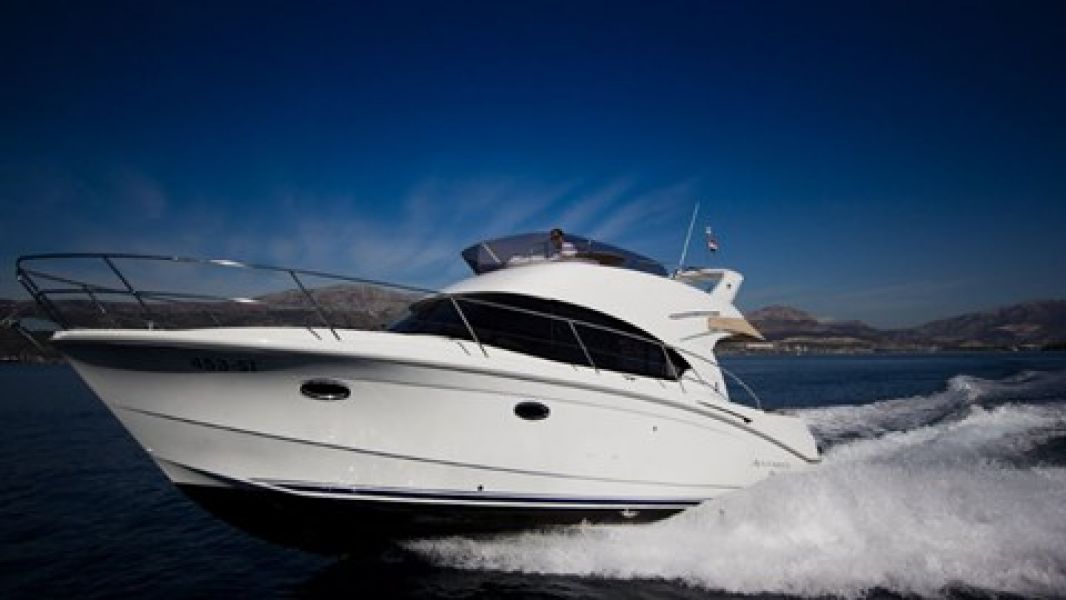 Antares 36