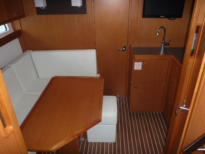 Bavaria Sport 35 HT