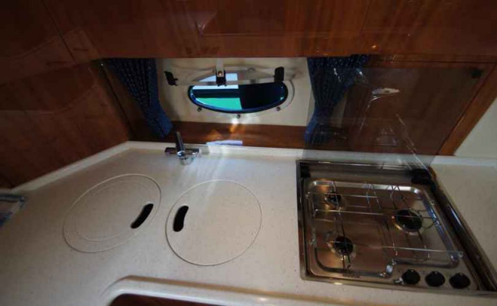 Princess V42