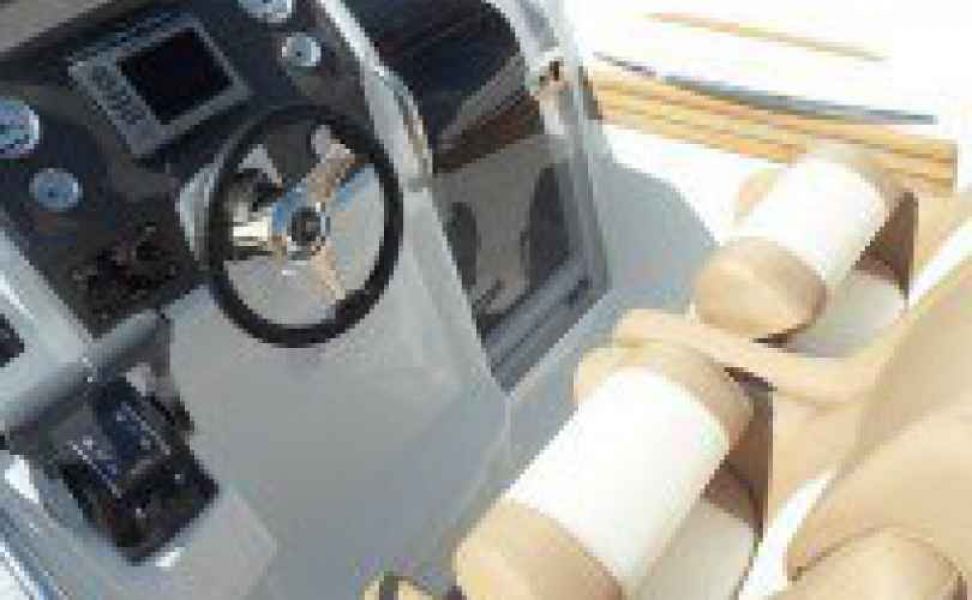 Cap Camarat 8.5 WA
