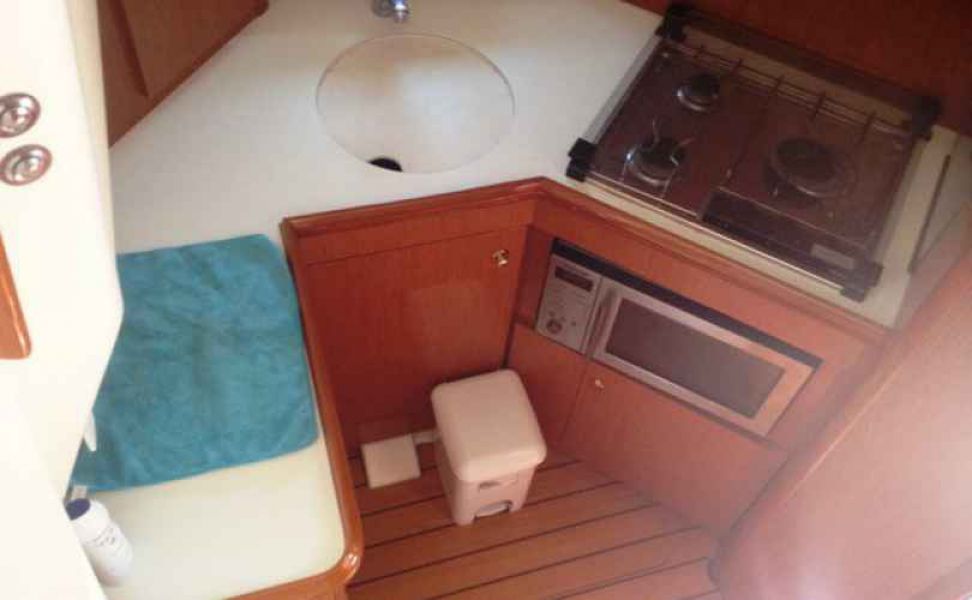 Prestige 32