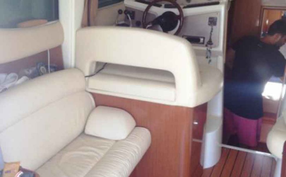 Prestige 32