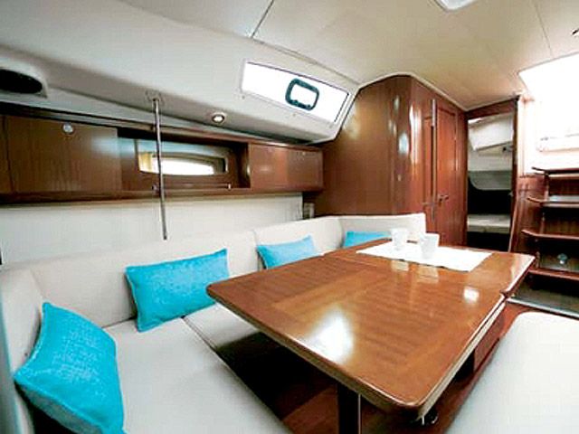 Oceanis 40