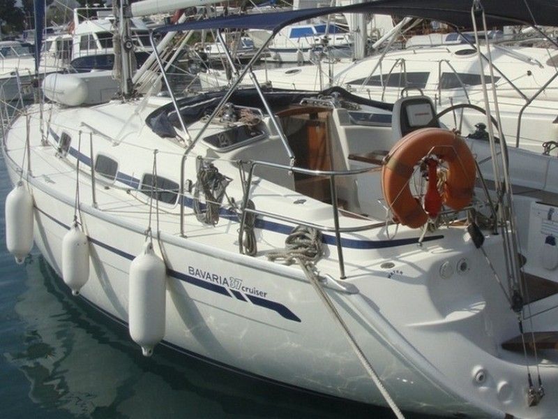 Bavaria 37