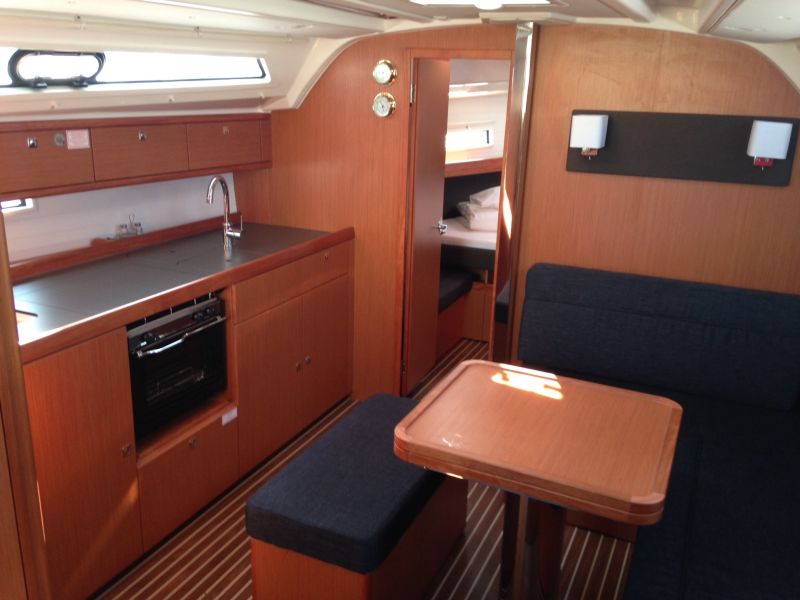 Bavaria Cruiser41