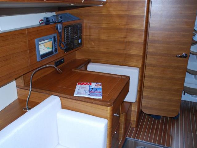 Salona 44