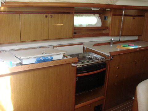 Dufour 385