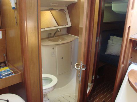 Dufour 385