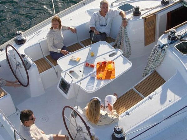 Cyclades 50.5
