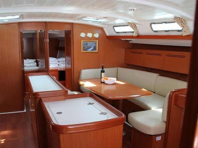 Cyclades 50.5