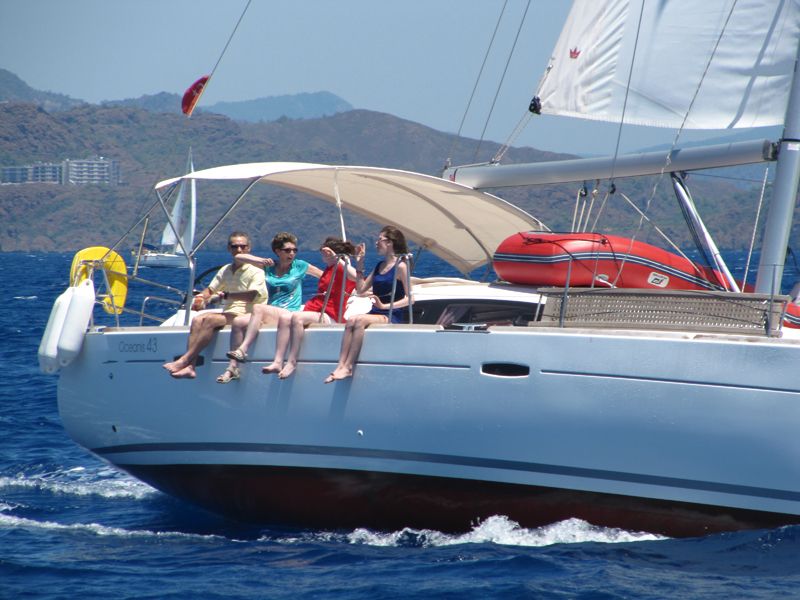 Oceanis 43