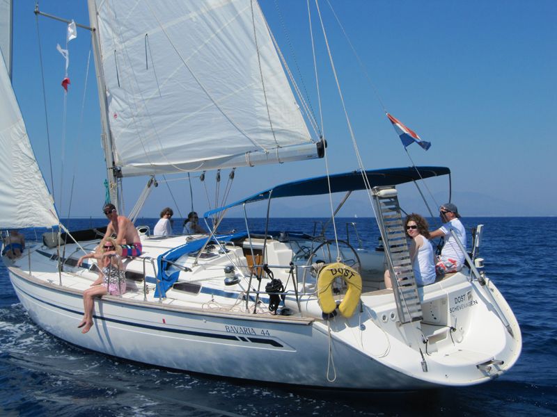 Bavaria 44