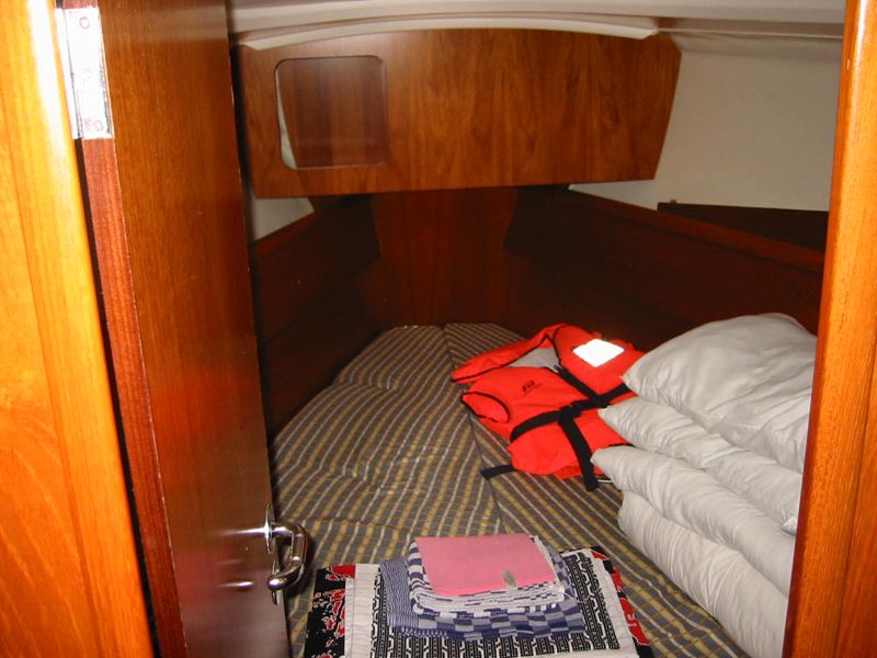 Sun Odyssey 35-3 Cabin