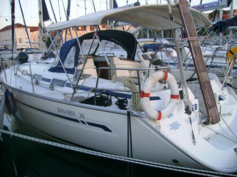 Bavaria 36 cruiser