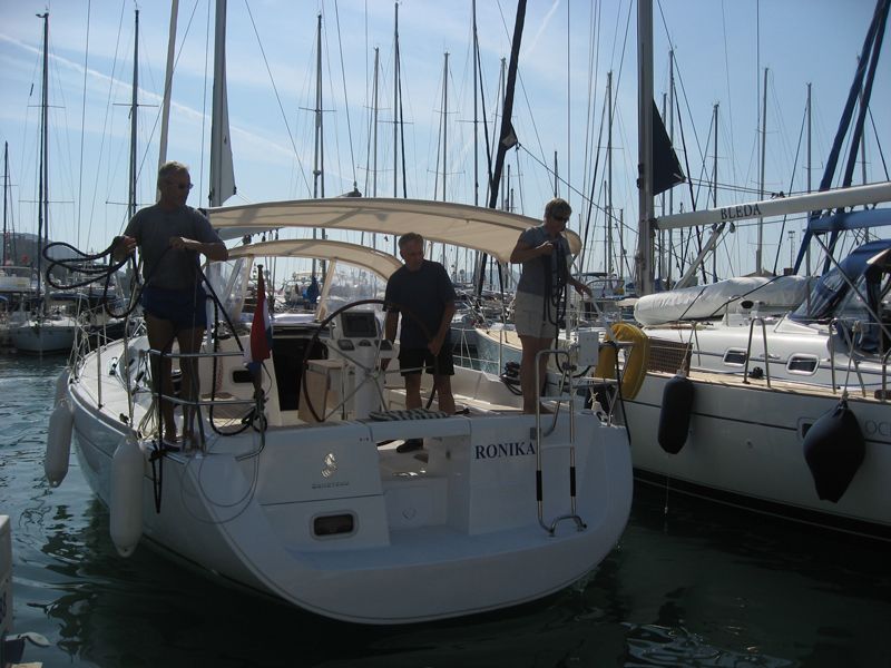 Oceanis 37