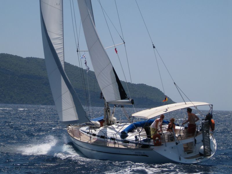 Bavaria 44