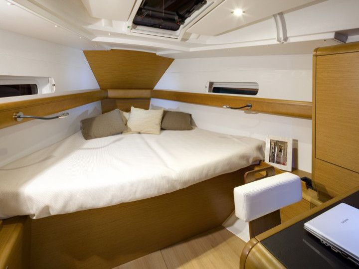 Sun Odyssey 409