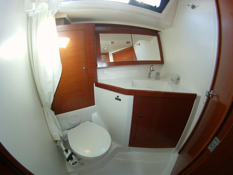 Oceanis 45