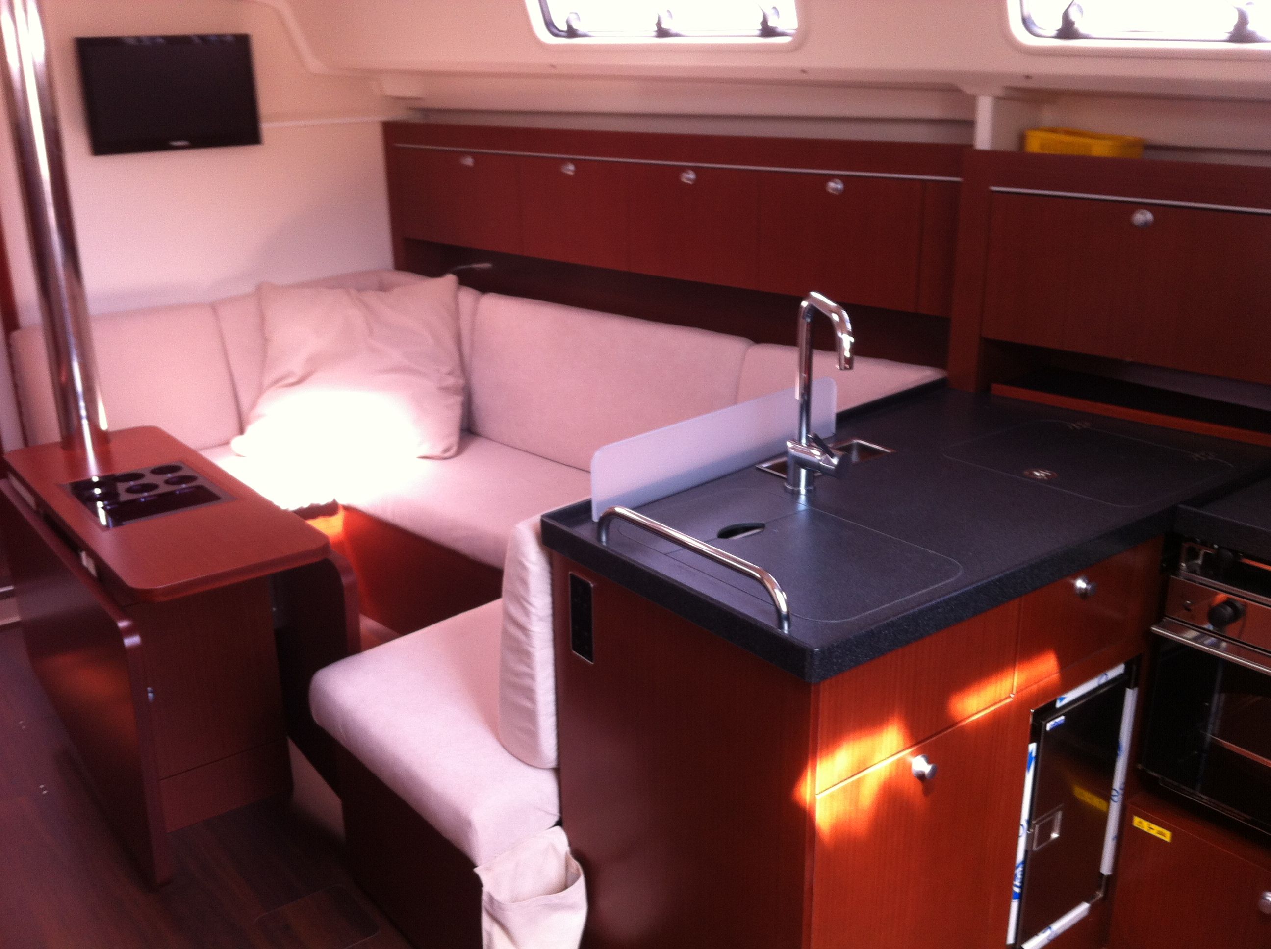 Hanse 415