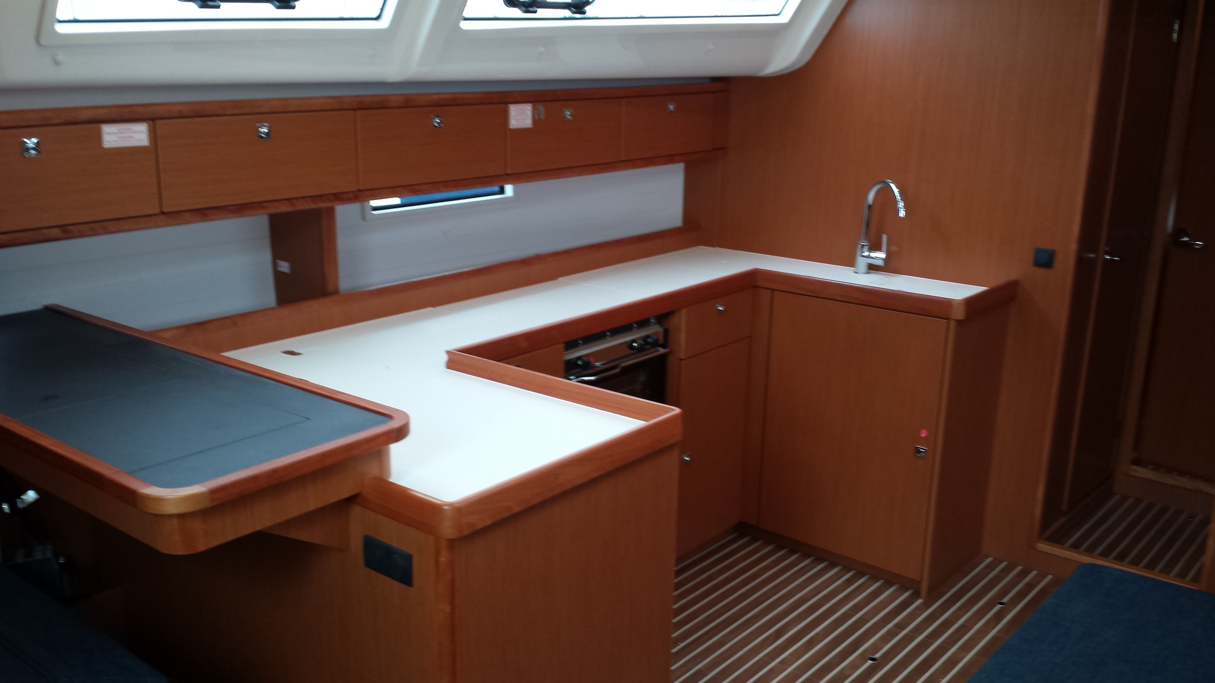Bavaria Cruiser51