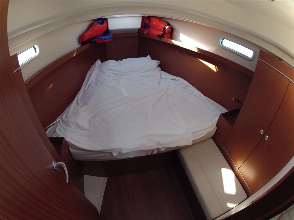 Hanse 385