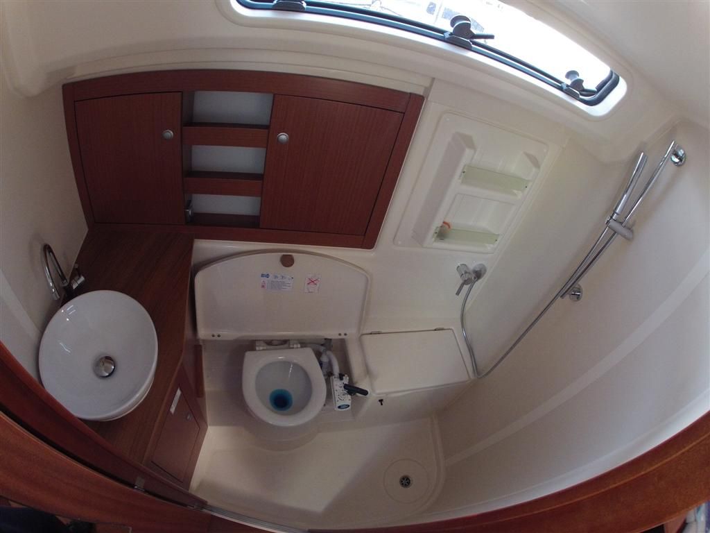 Hanse 385