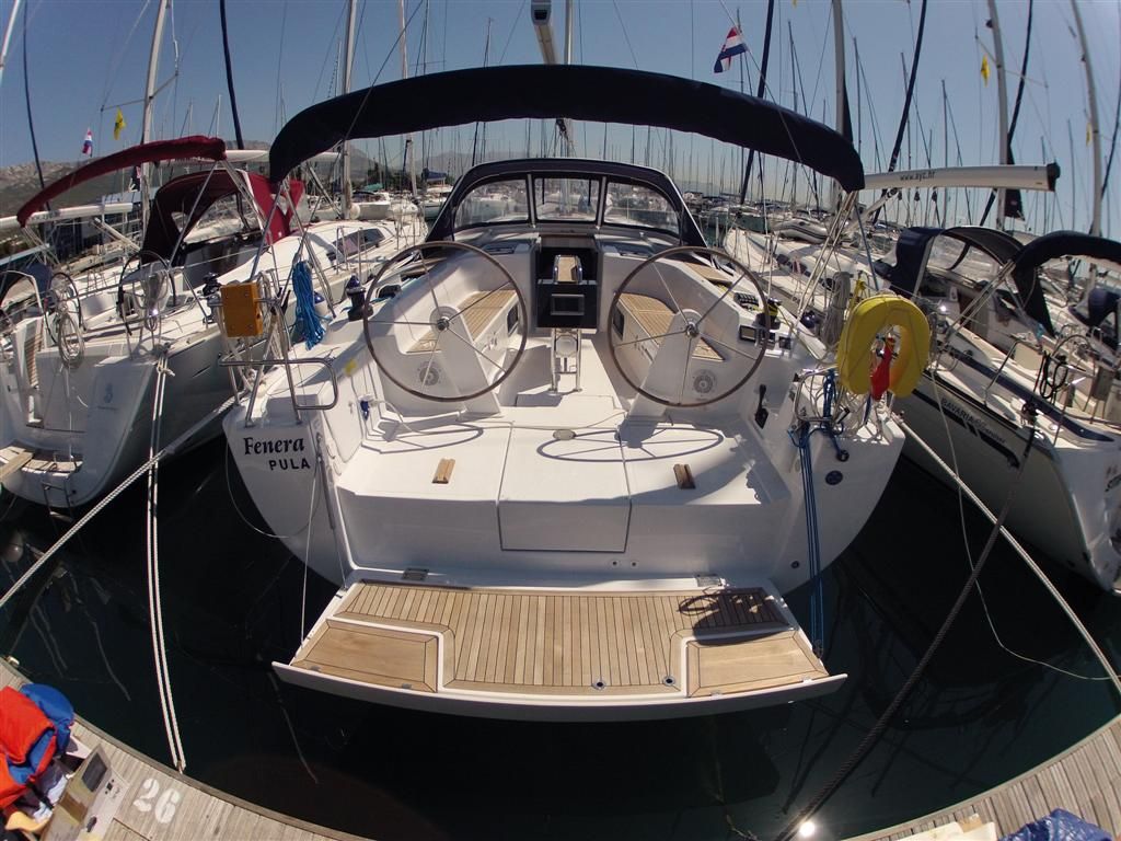 Hanse 445