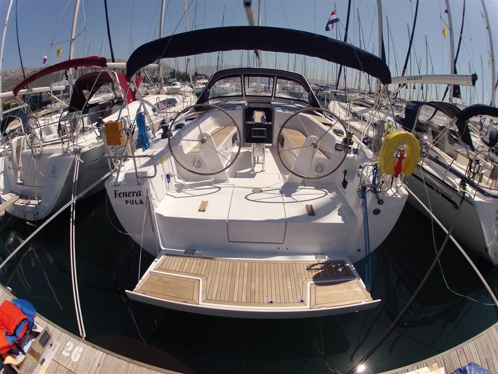 Hanse 445
