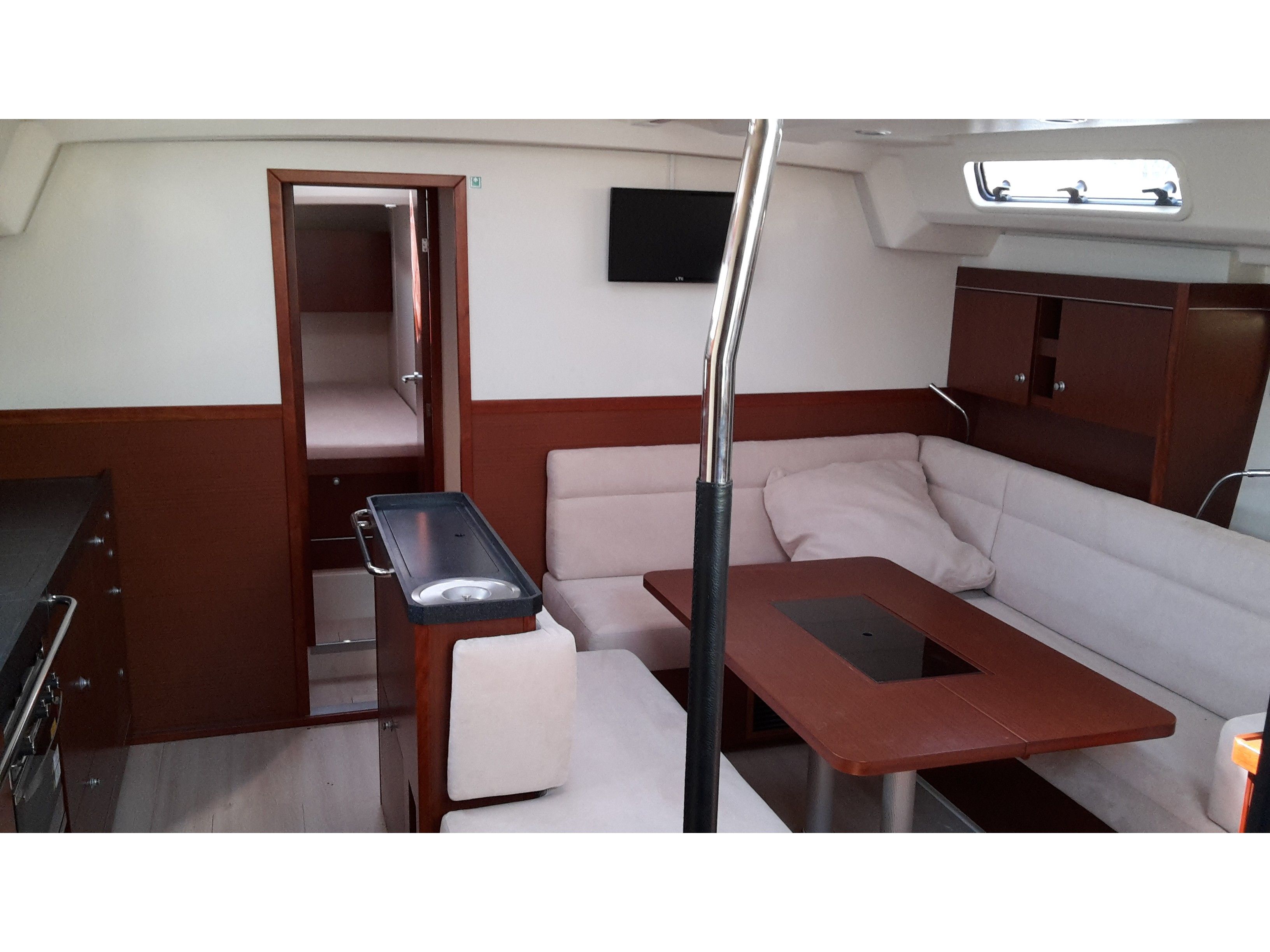 Hanse 505