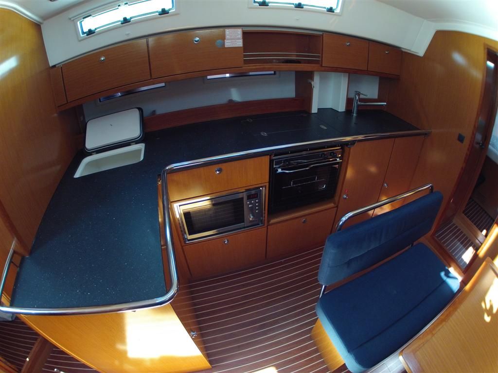Bavaria Cruiser45