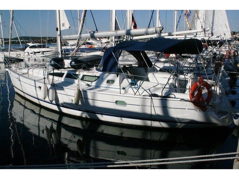 Bavaria 38 cruiser