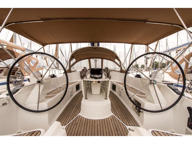 Sun Odyssey 45