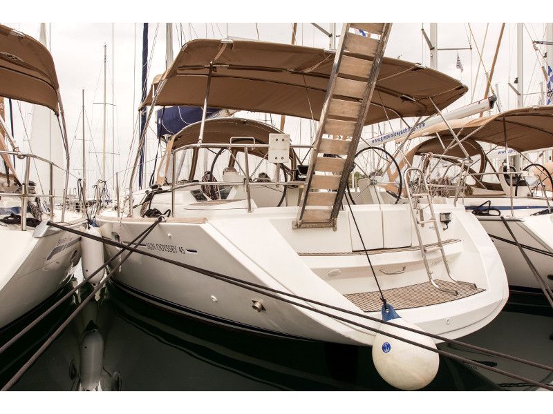 Sun Odyssey 45